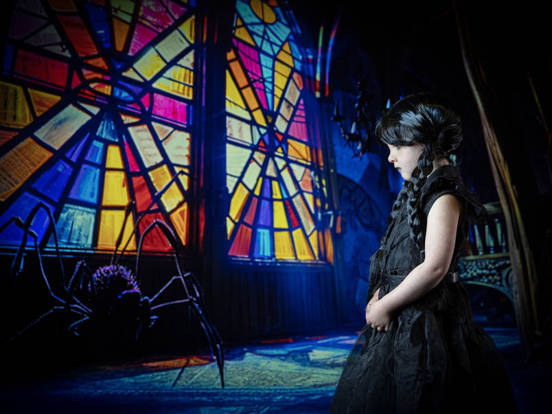 Flash Frames portraits creating unlimited backgrounds in our portraits with AI  